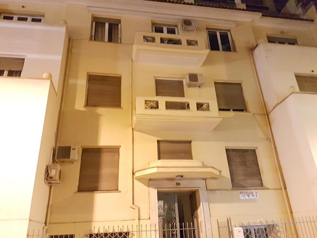 Errathens Pine Red And Taupe - Athens Center Apartman Kültér fotó