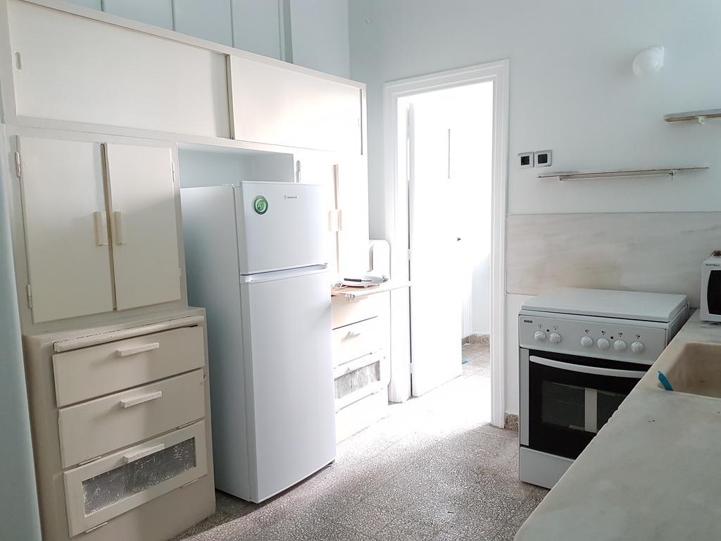 Errathens Pine Red And Taupe - Athens Center Apartman Kültér fotó
