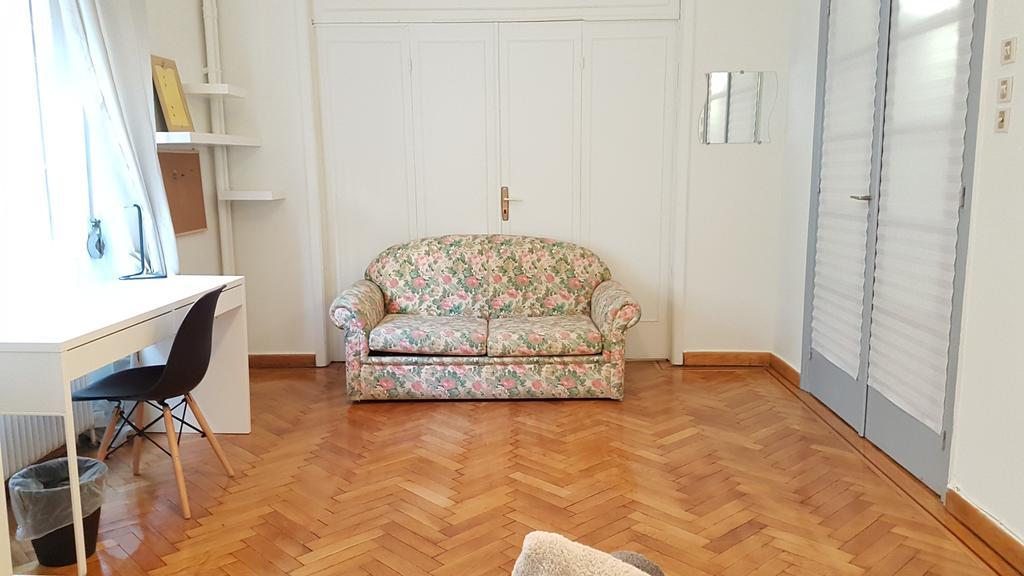 Errathens Pine Red And Taupe - Athens Center Apartman Kültér fotó